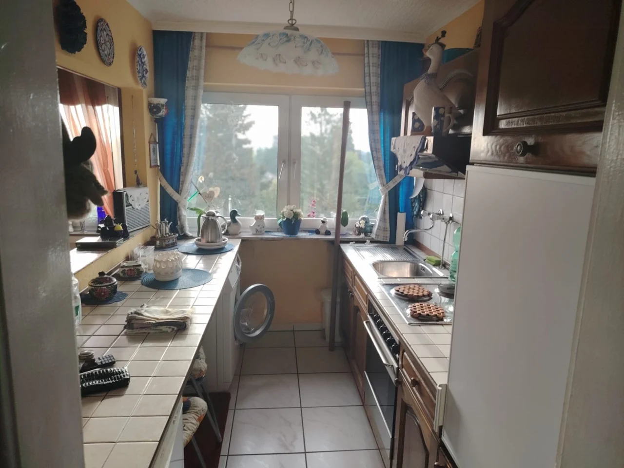 Küche vor der Räumung im dokumentierten Brühler Projekt