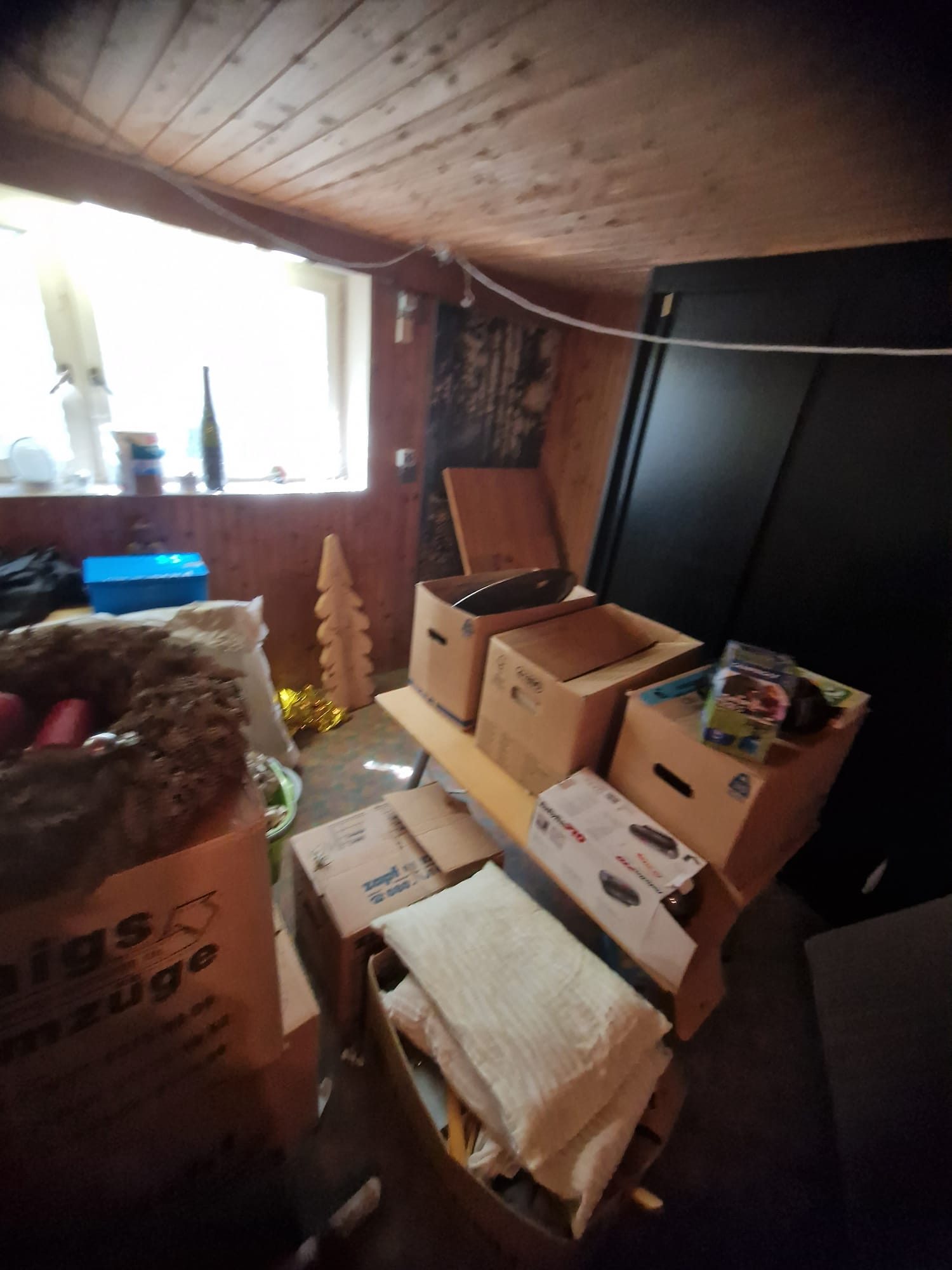 Haus in Kaarst vor der Entrümpelung (Bild 1)