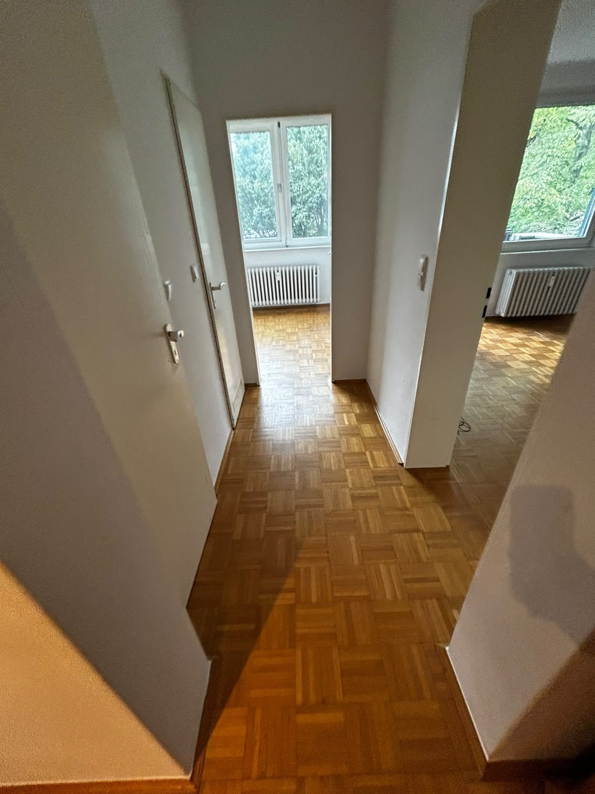 In Düsseldorf-Niederkassel nach der Entrümpelung, besenrein übergeben (Bild 2)