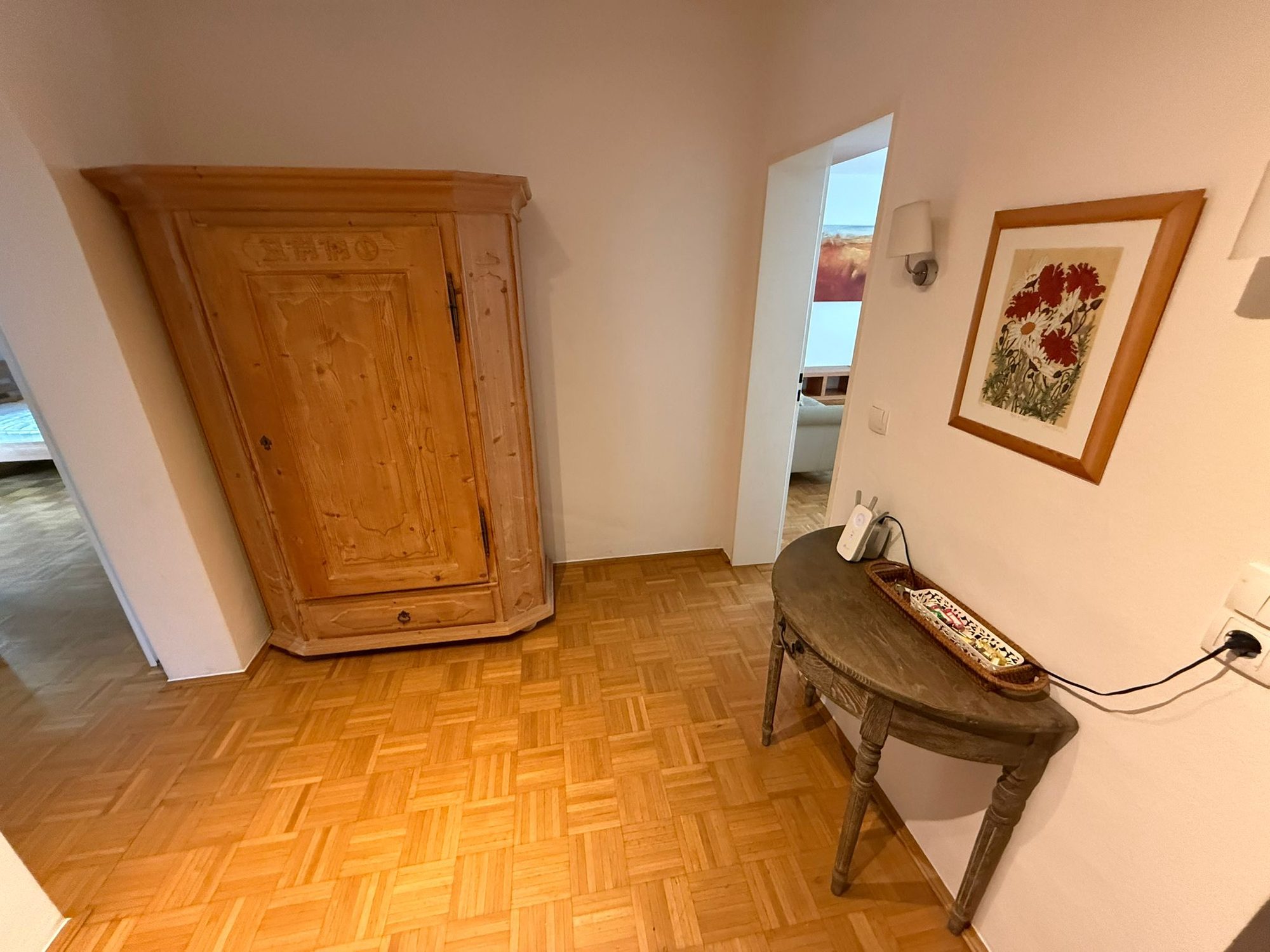 In Düsseldorf-Niederkassel vor der Entrümpelung (Bild 8)