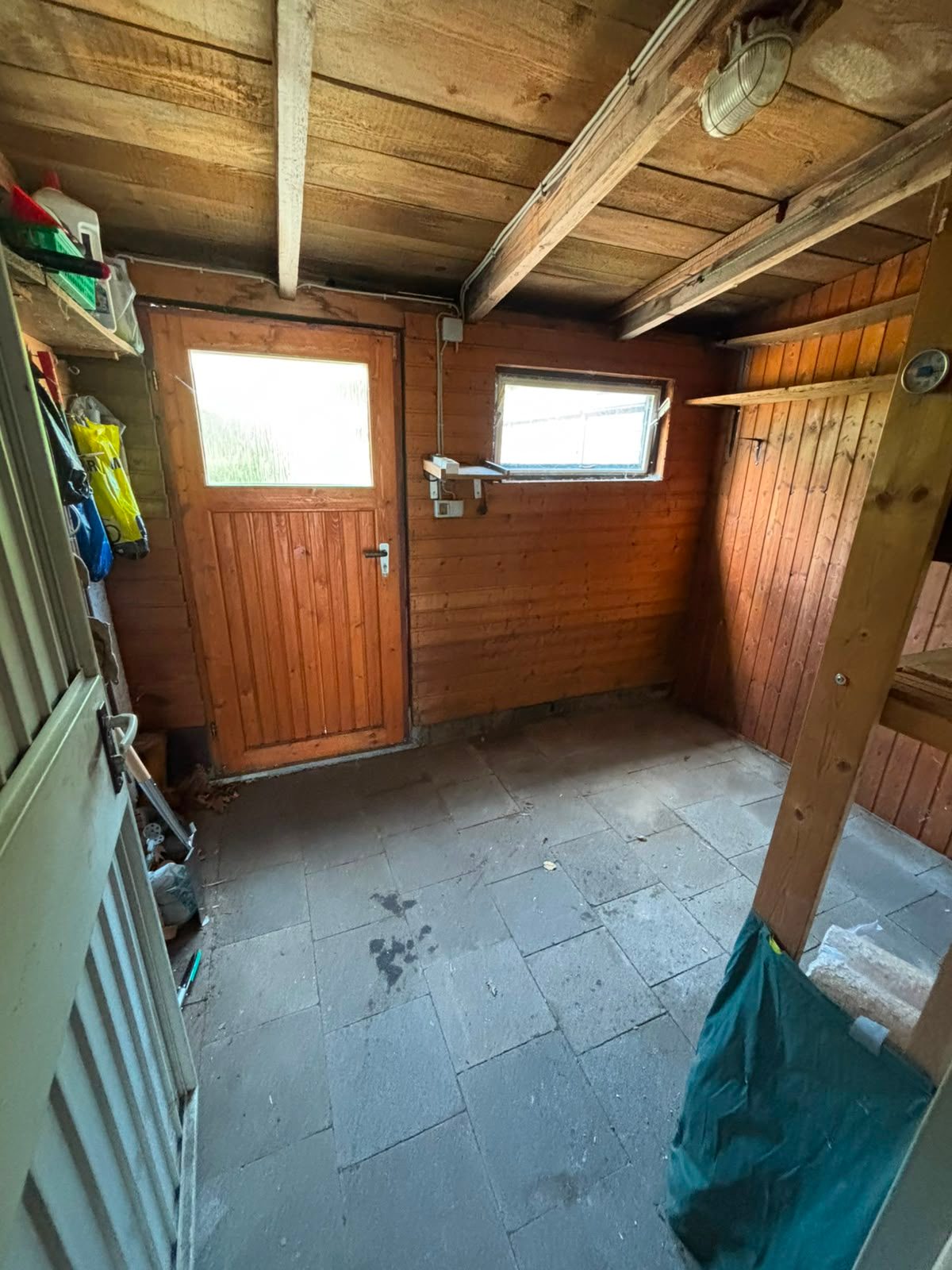 Haus in Düsseldorf-Wersten nach der Entrümpelung, besenrein übergeben (Bild 16)