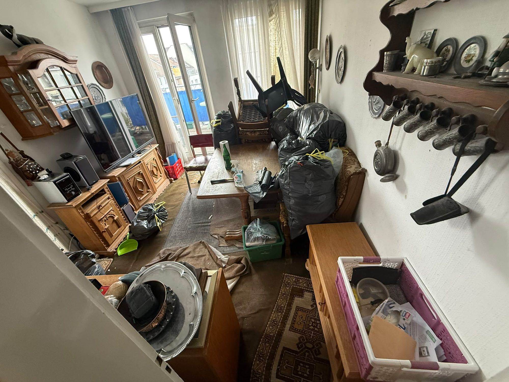 Wohnung in Düsseldorf-Pempelfort vor der Entrümpelung (Bild 7)