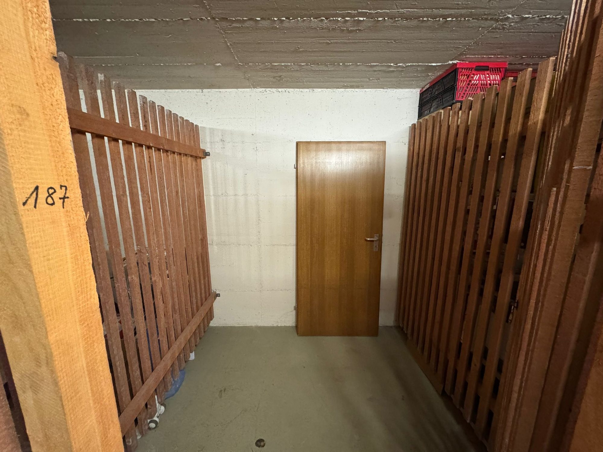 Wohnung in Köln-Kalk nach der Entrümpelung, besenrein übergeben (Bild 7)