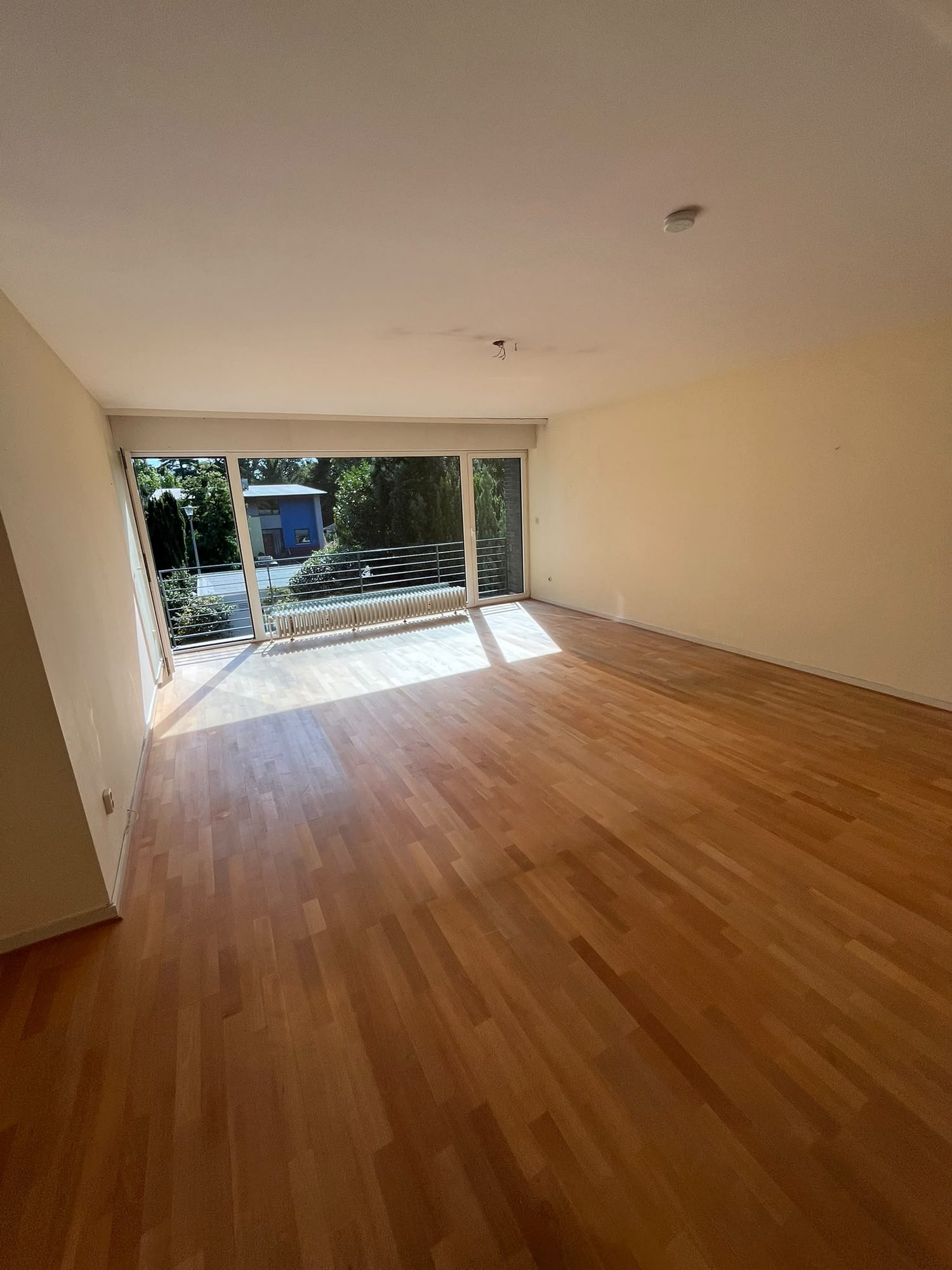 Wohnung in Köln nach der Entrümpelung, besenrein übergeben (Bild 8)