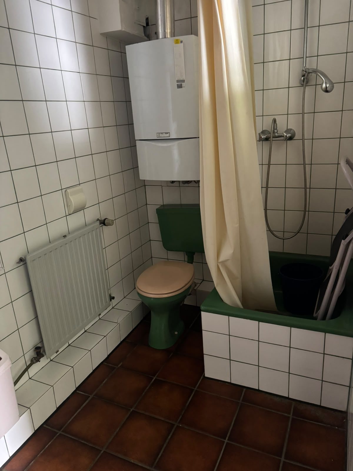 In Düsseldorf-Zoo-Viertel nach der Entrümpelung, besenrein übergeben (Bild 6)