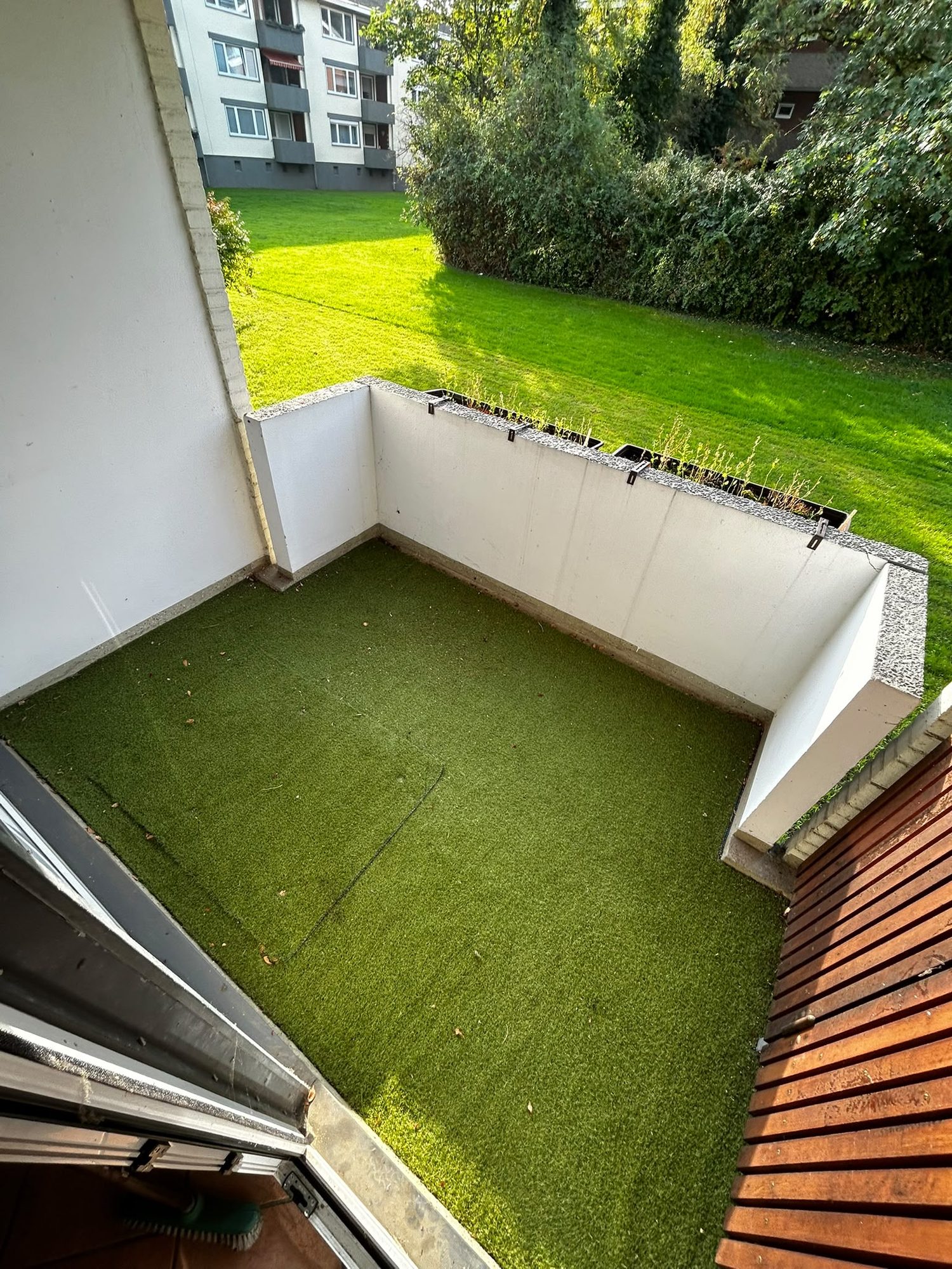 Wohnung in Düsseldorf-Hellerhof nach der Entrümpelung, besenrein übergeben (Bild 1)