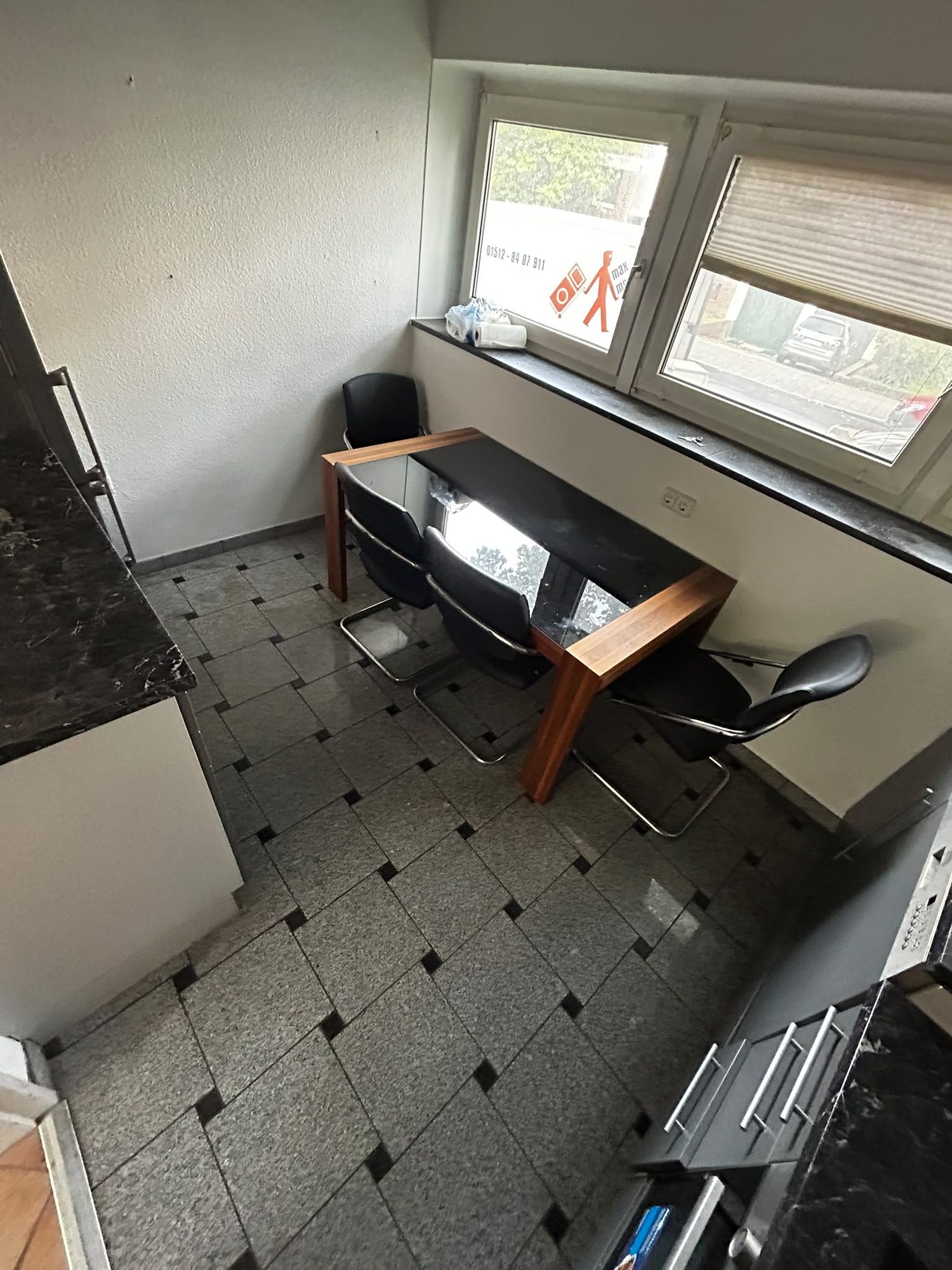 Wohnung in Düsseldorf-Hellerhof nach der Entrümpelung, besenrein übergeben (Bild 4)