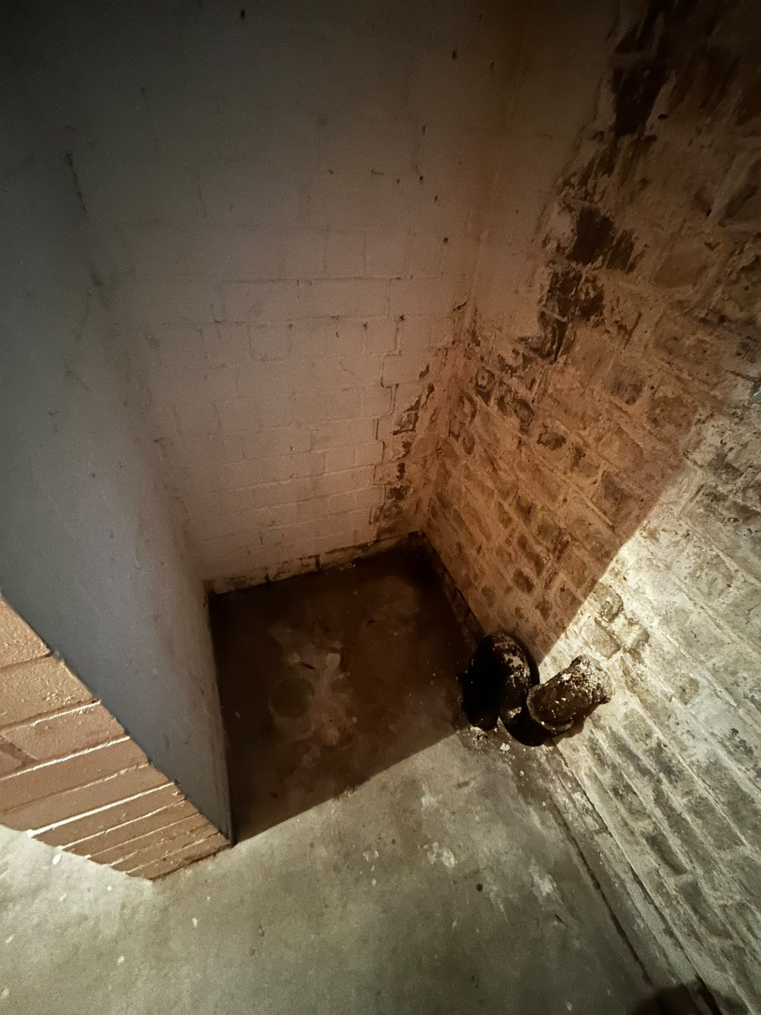 Wohnung in Düsseldorf-Hellerhof nach der Entrümpelung, besenrein übergeben (Bild 7)