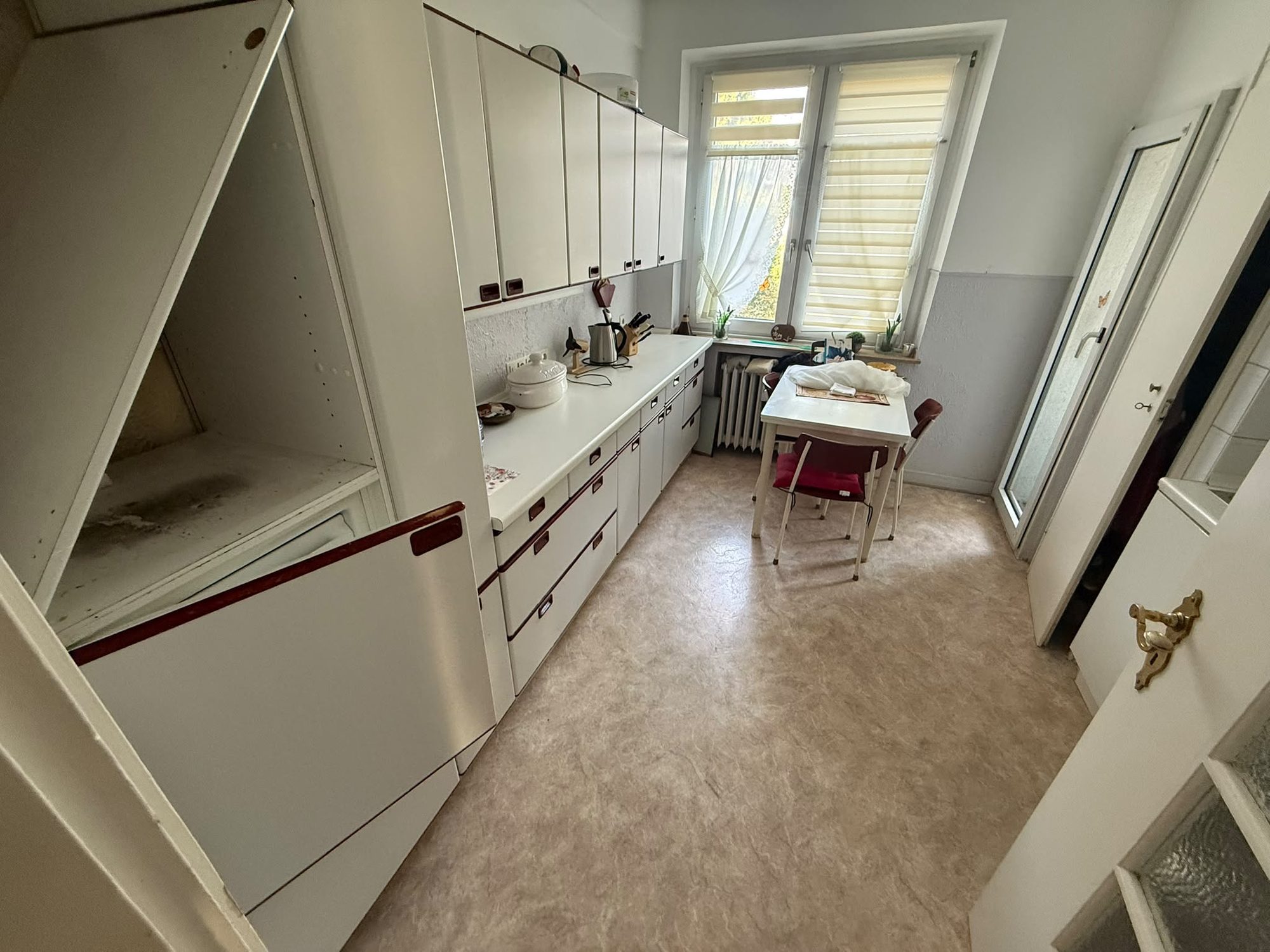 Wohnung in Düsseldorf-Kalkum vor der Entrümpelung (Bild 3)