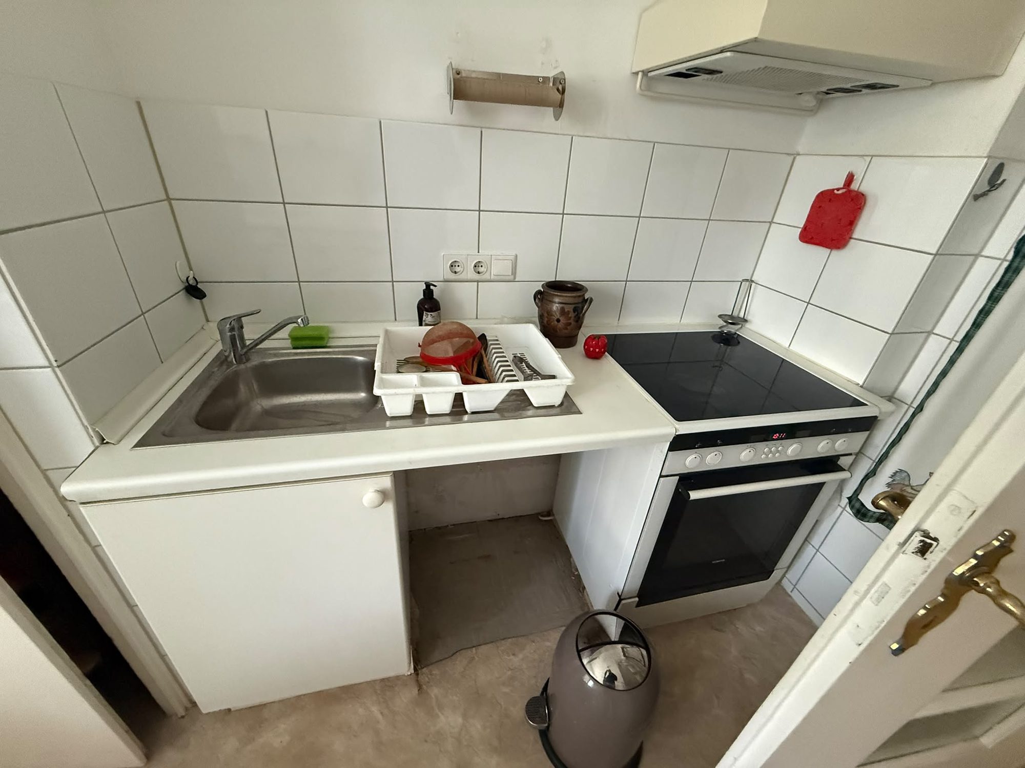 Wohnung in Düsseldorf-Kalkum vor der Entrümpelung (Bild 4)