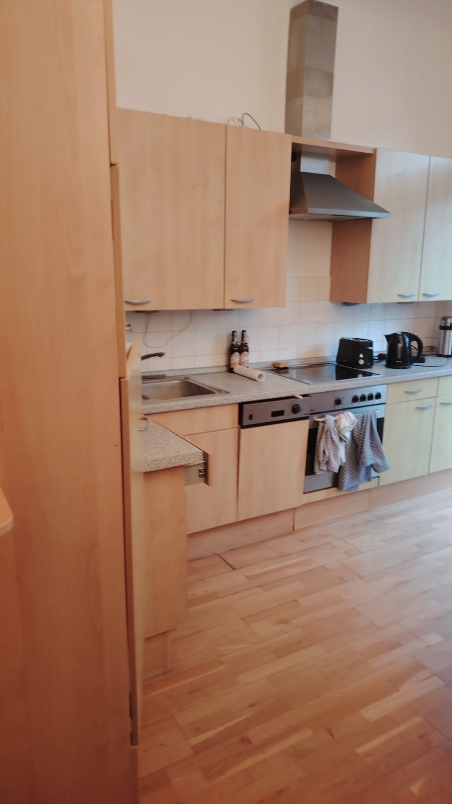 Wohnung in Köln vor der Entrümpelung (Bild 2)