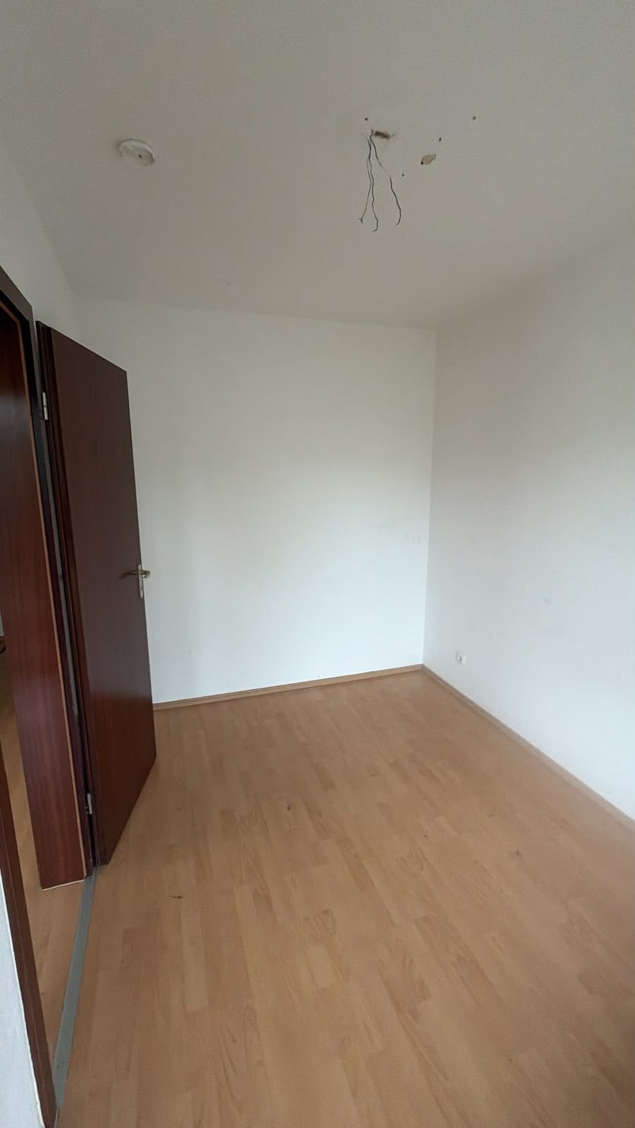 Wohnung in Neuss-Reuschenberg nach der Entrümpelung, besenrein übergeben (Bild 10)