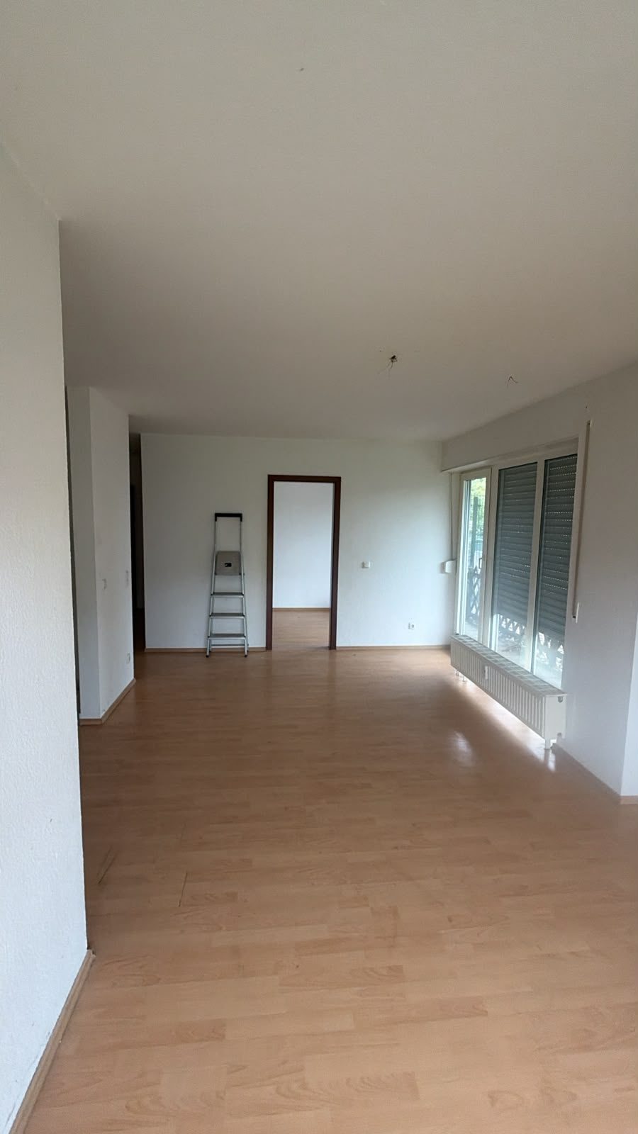 Wohnung in Neuss-Reuschenberg nach der Entrümpelung, besenrein übergeben (Bild 4)